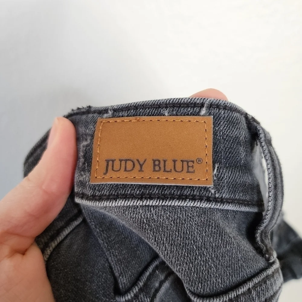 Judy Blue Becky Buffalo Plaid Jeans 5/27